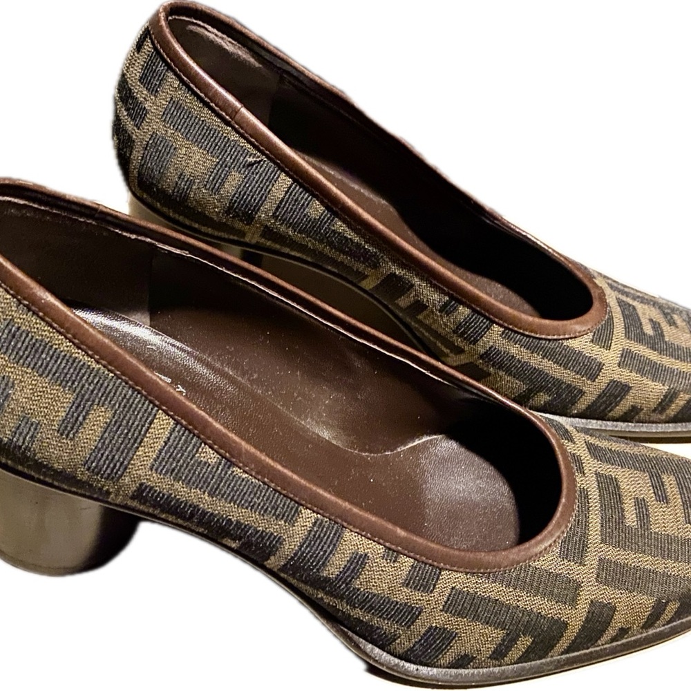FENDI Monogram Heels - Picture 3 of 12